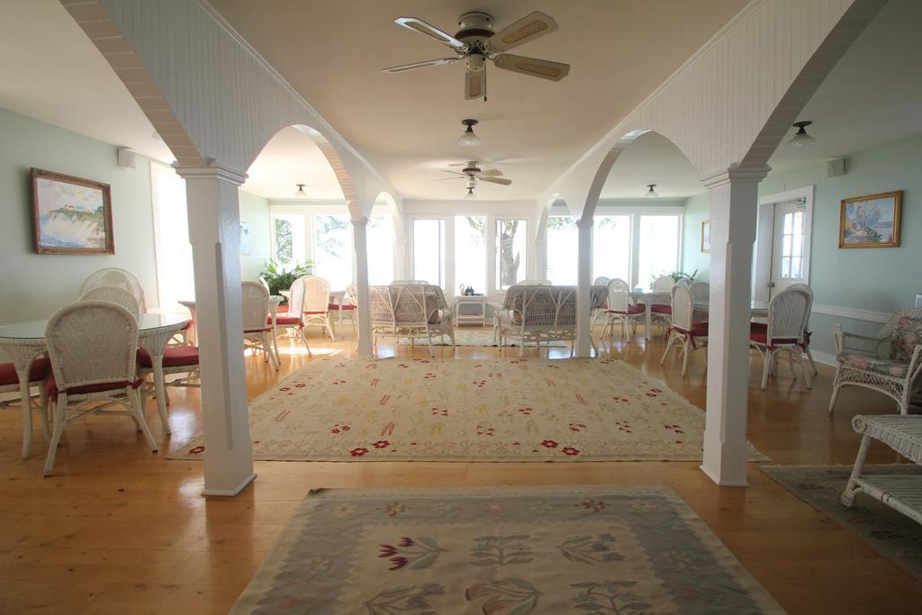 Wades Point Inn On The Bay McDaniel Ngoại thất bức ảnh